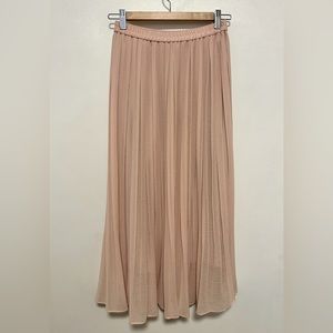 Uniqlo Pleated Skirt